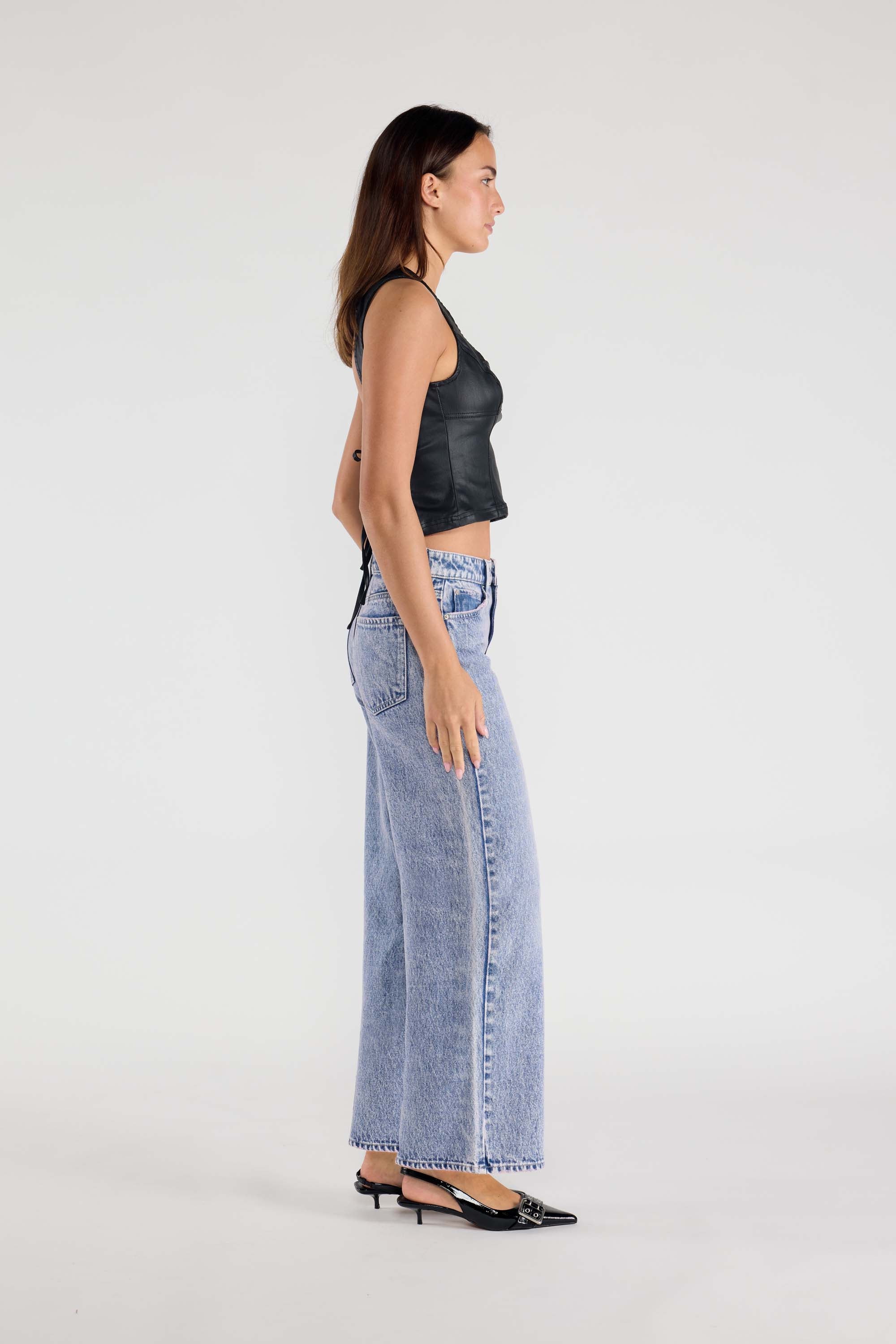 Mid Waist Relaxed Wide Leg Jeans 5