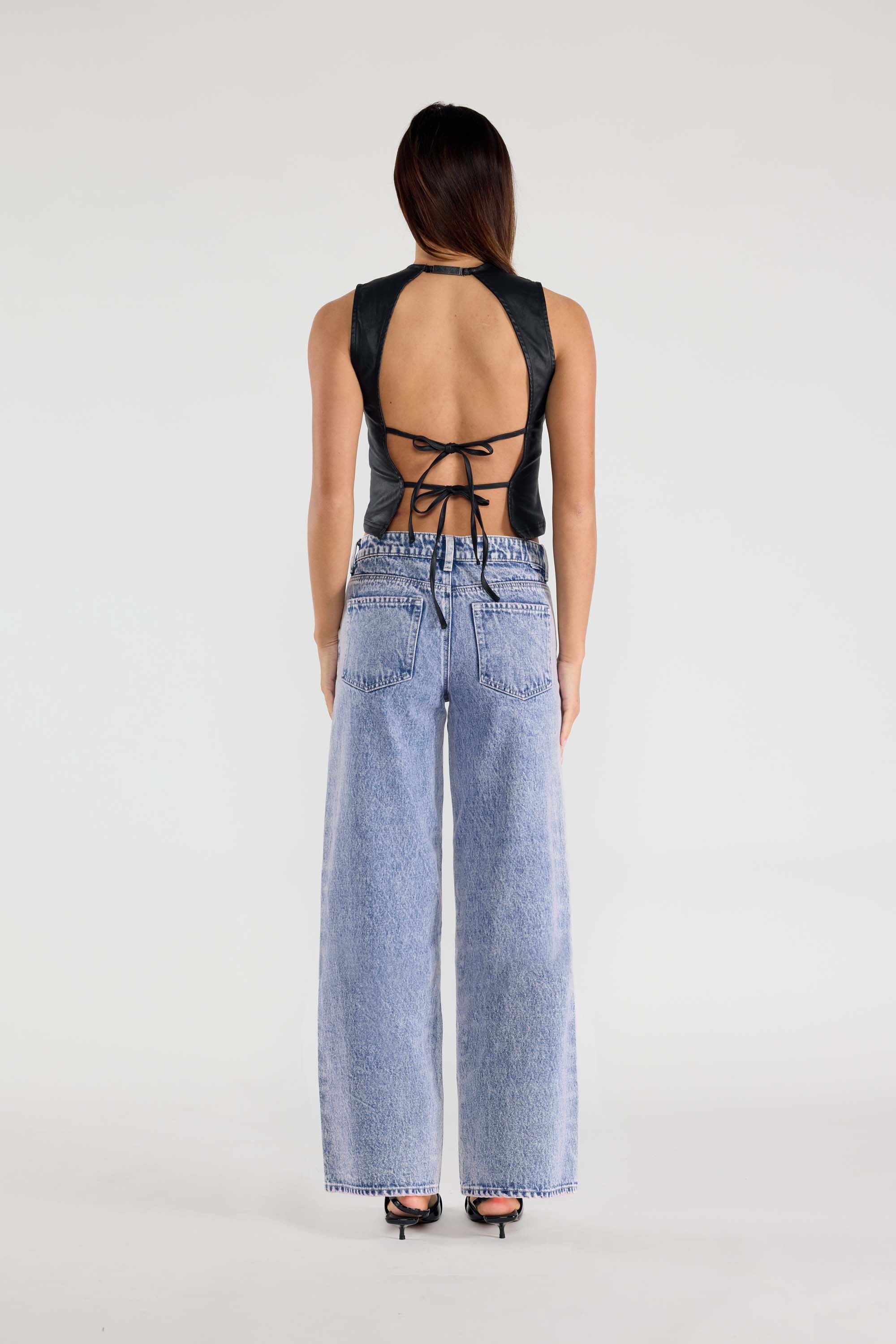 Mid Waist Relaxed Wide Leg Jeans 8