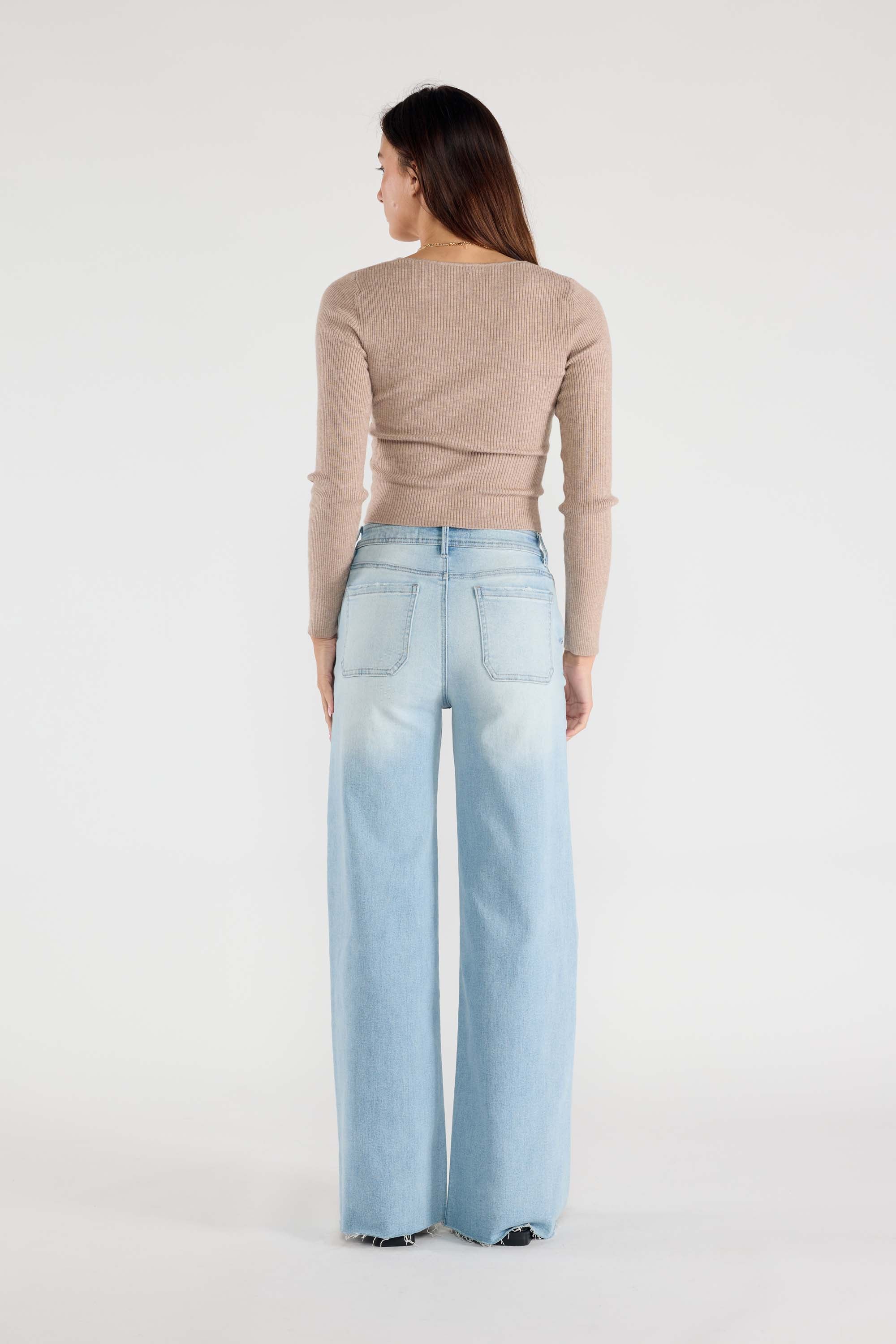 Wide Straight Jeans 5