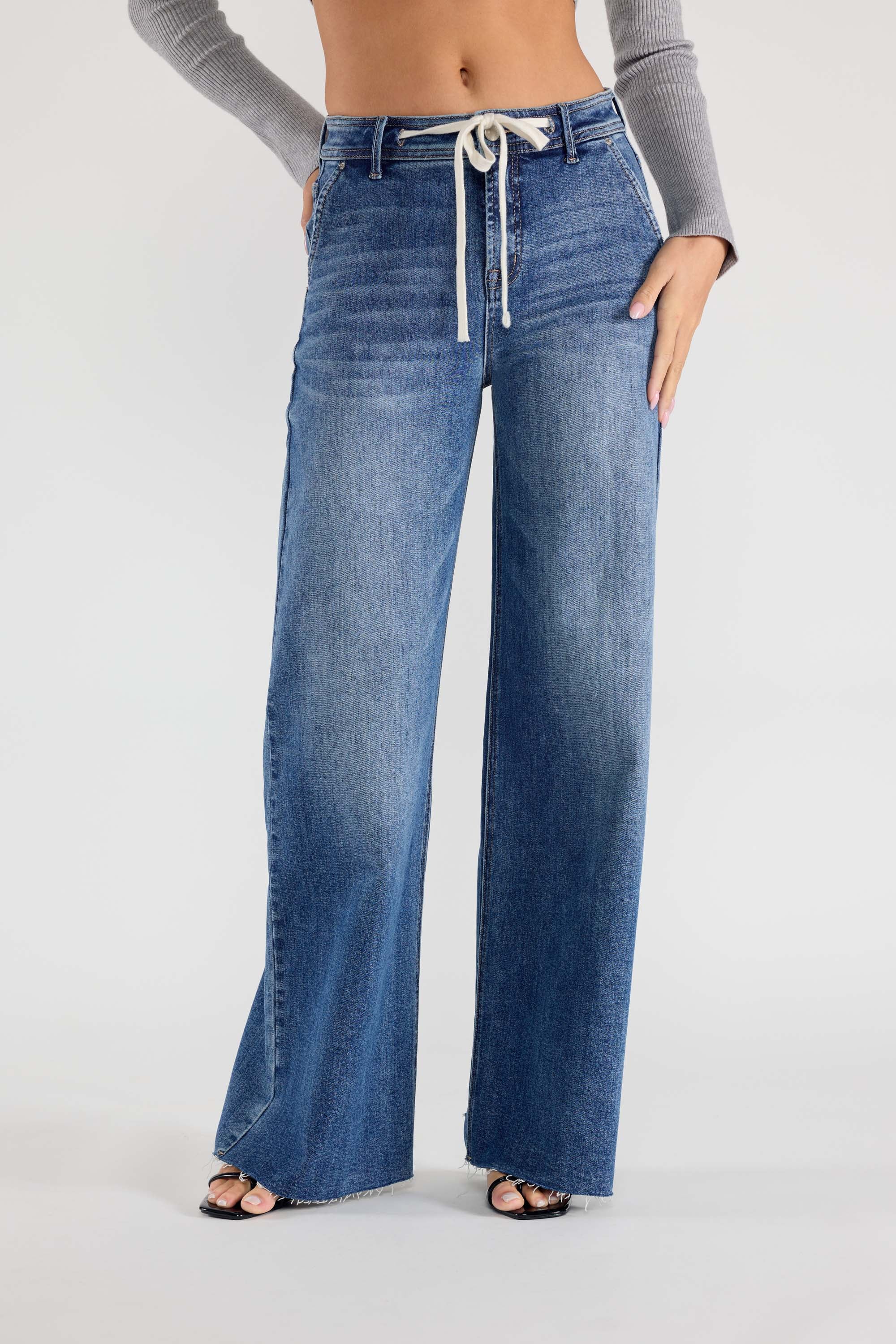 Wide Straight Jeans 11
