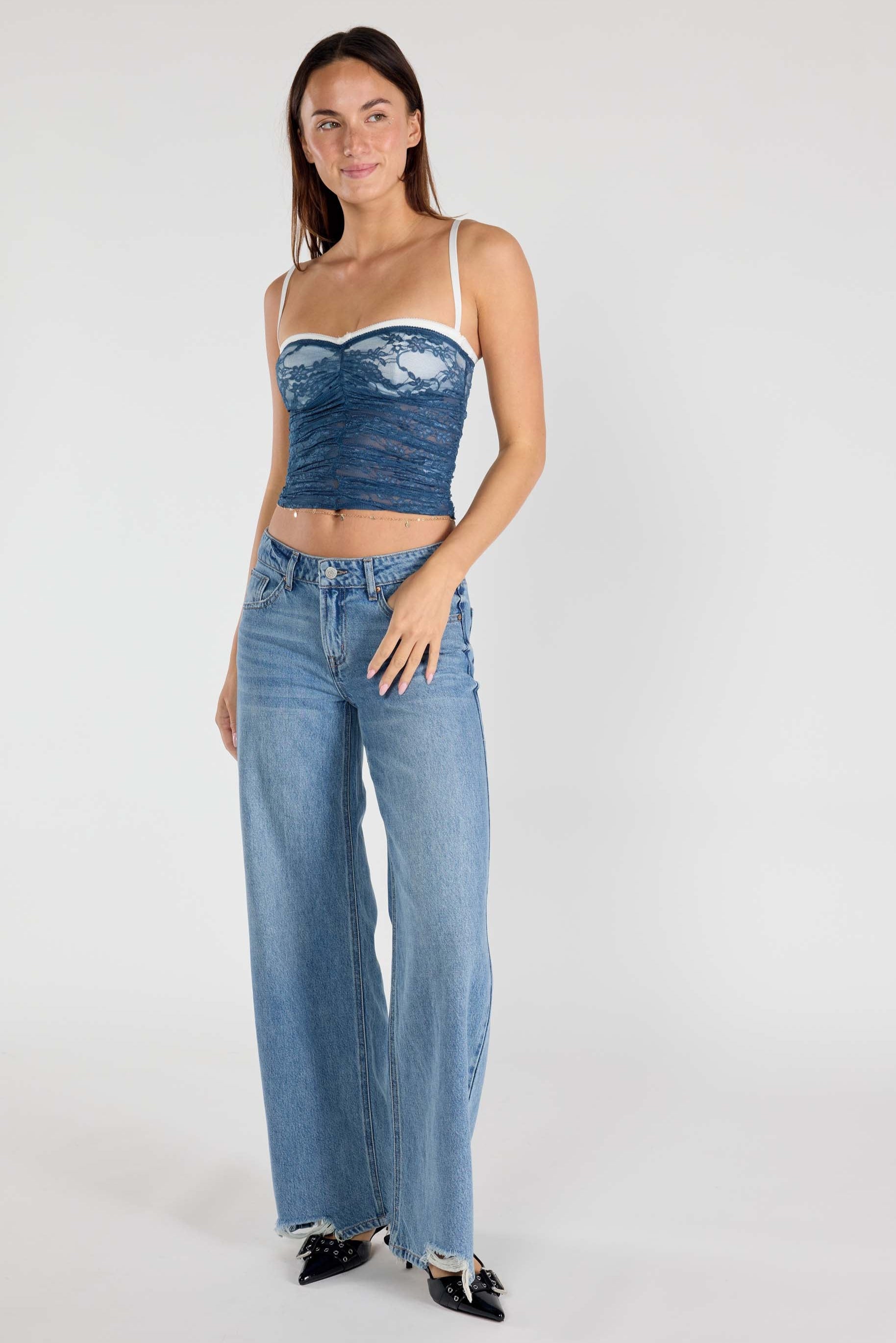 Low Waist Baggy Wide Leg Jeans with Chewed Hem 6